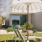 Casa Lnnoa Boutique Whit Private Pool 4*