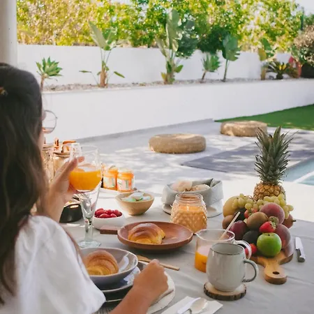 Casa Lnnoa Boutique Whit Private Pool فندق مبيت وإفطار لاغوس