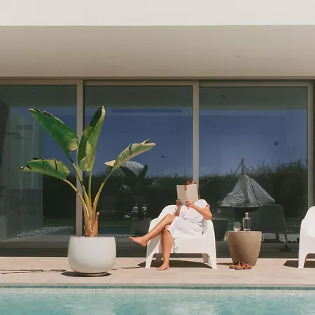 Casa Lnnoa Boutique Whit Private Pool Nocleg ze śniadaniem 4*