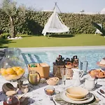 Casa Lnnoa Boutique Whit Private Pool 4*
